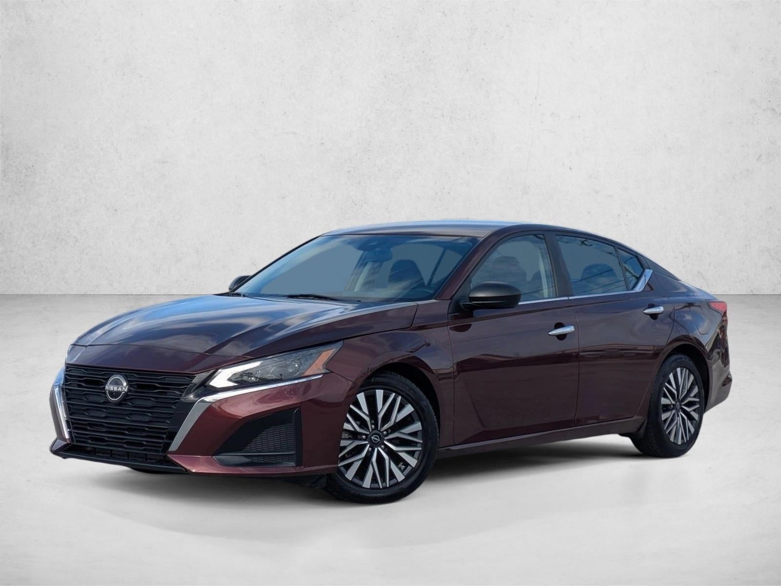 2024 Nissan Altima 2.5 SV Sedan