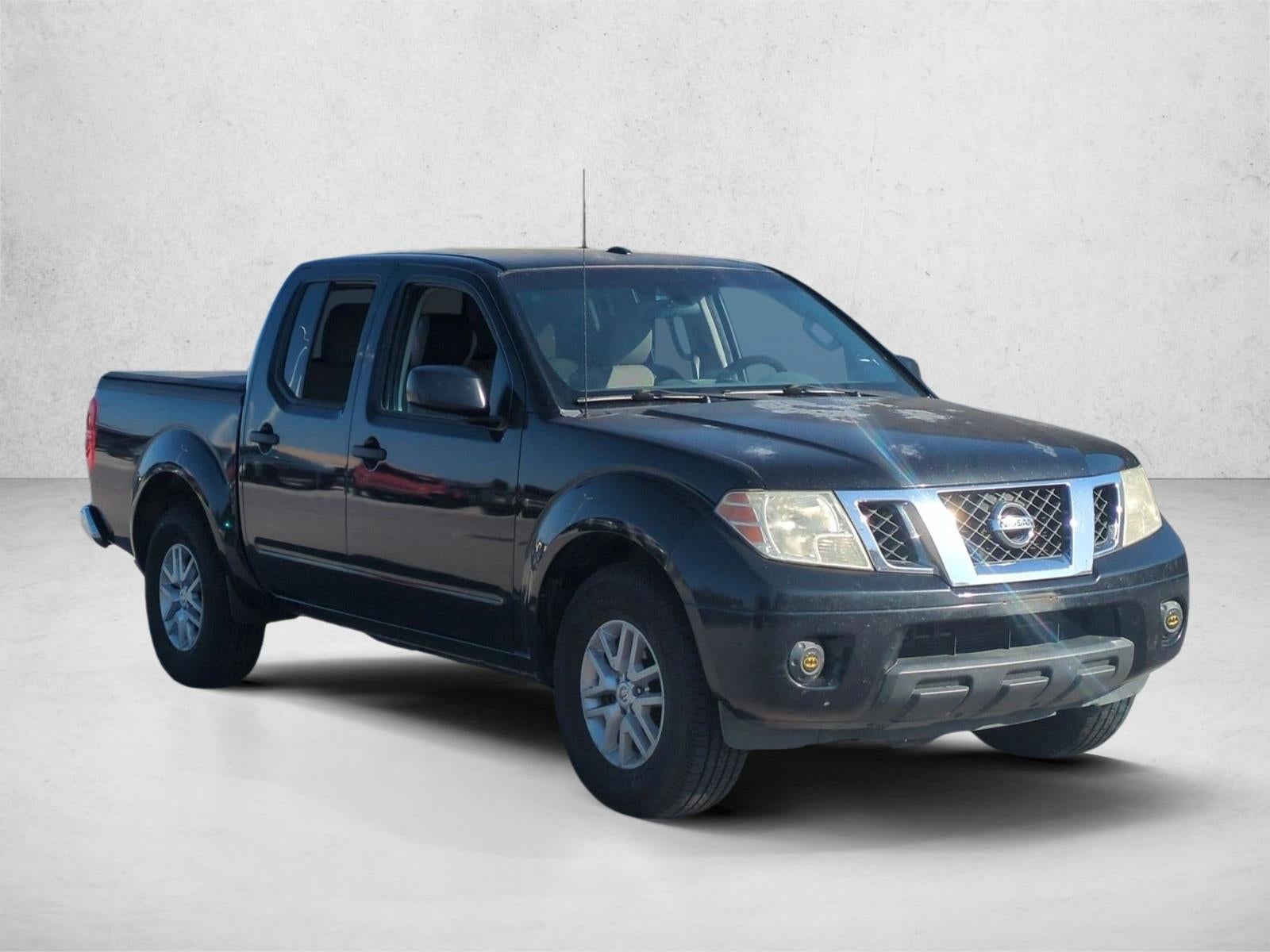 2016 Nissan Frontier 2WD Crew Cab SWB Auto SV