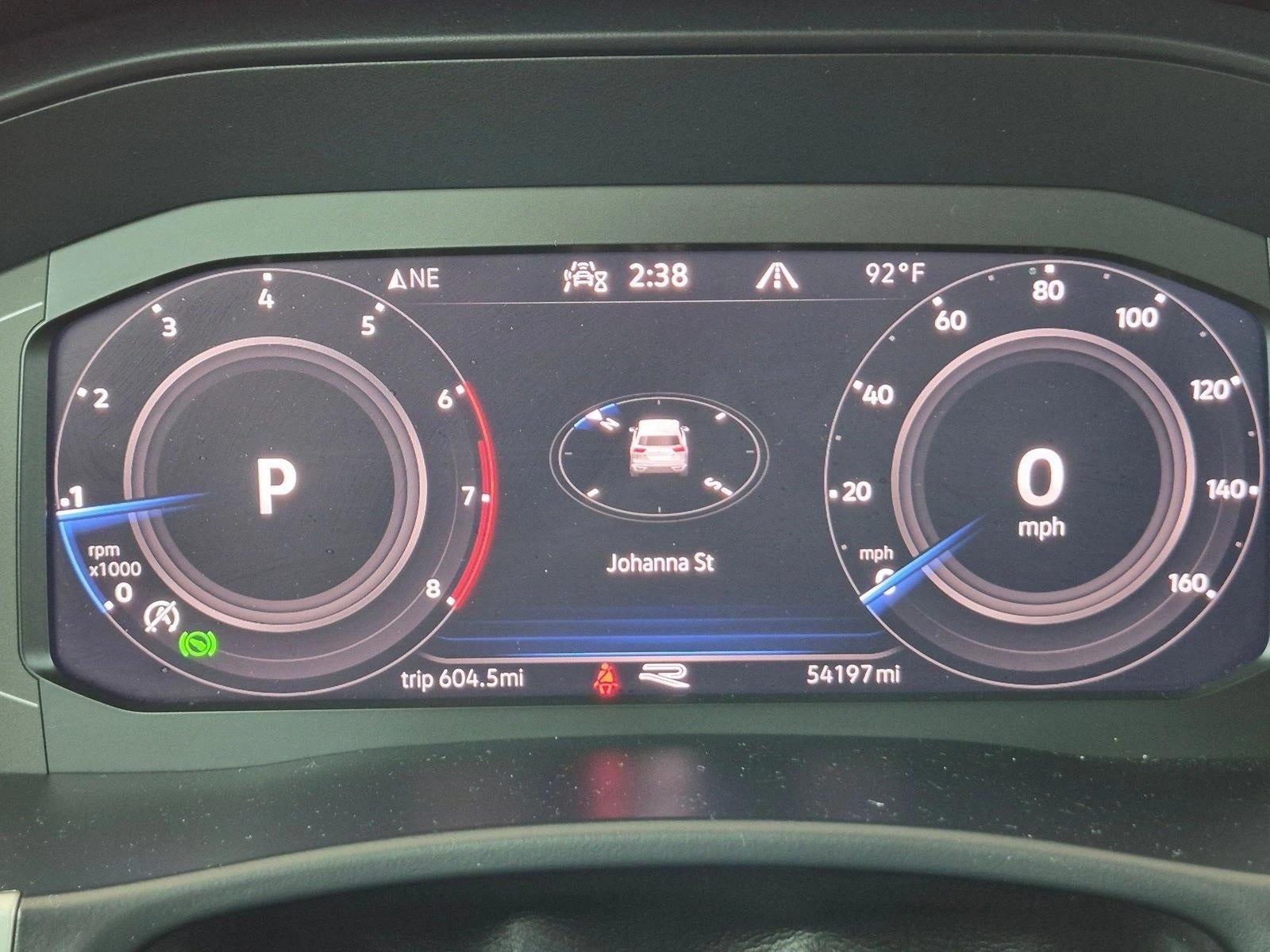 2022 Volkswagen Atlas Cross Sport 3.6L V6 SEL R-Line 4MOTION