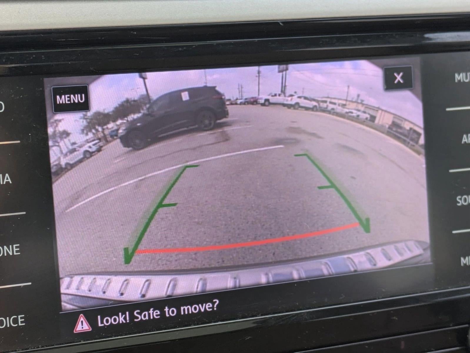 2022 Volkswagen Passat 2.0T SE Auto