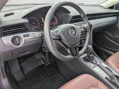 2022 Volkswagen Passat 2.0T SE Auto