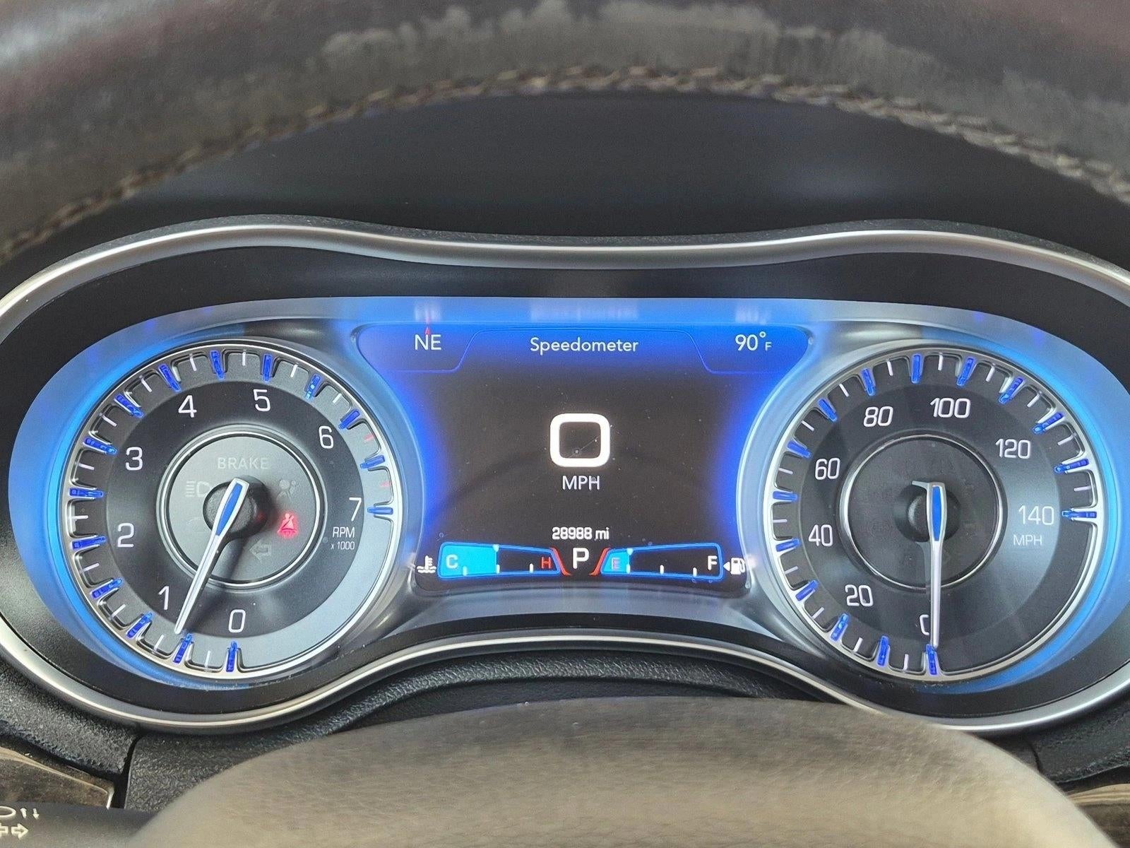 2021 Chrysler 300 Touring L RWD