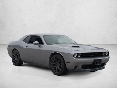 2016 Dodge Challenger 2dr Cpe SXT Plus