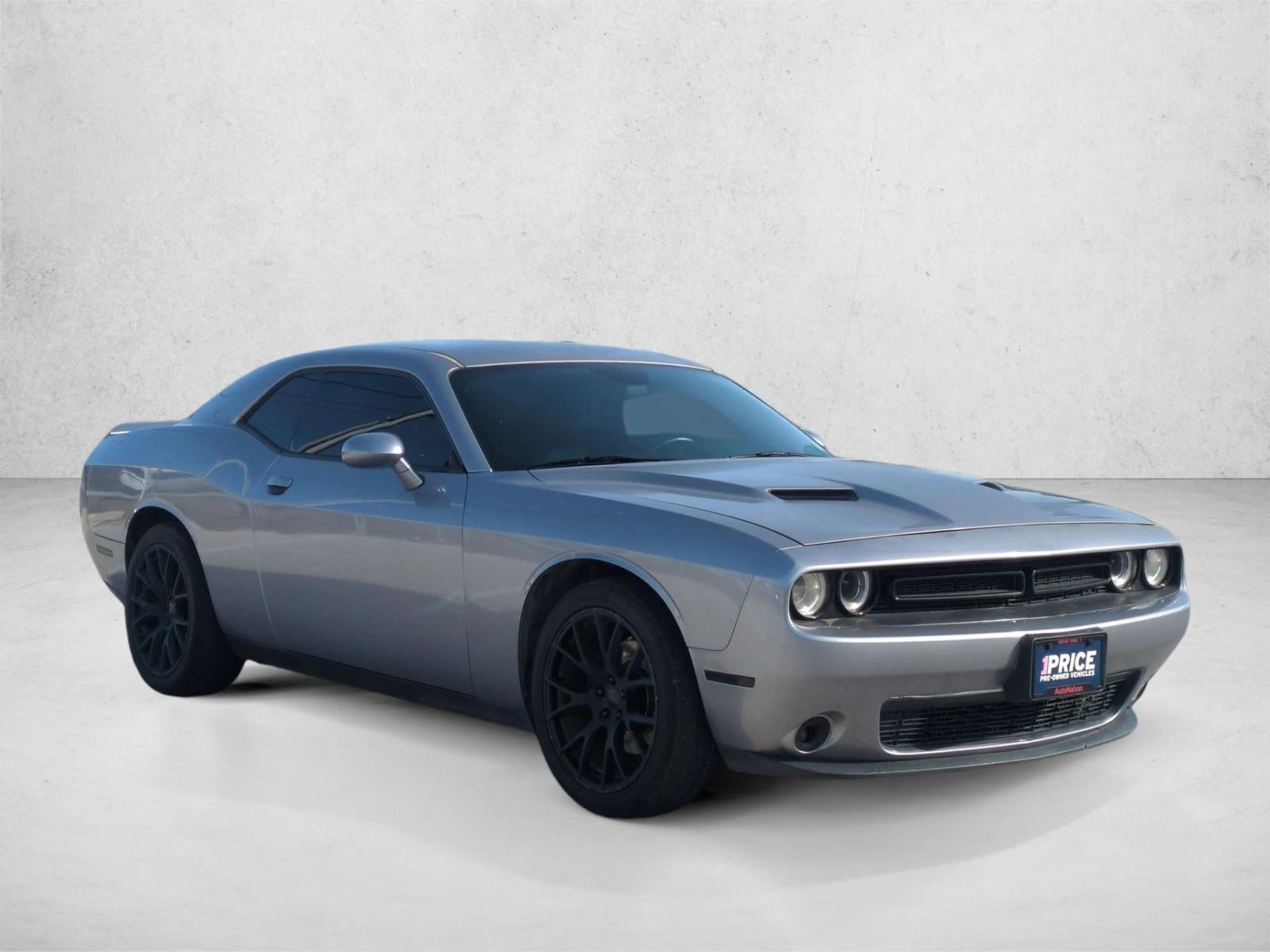 2016 Dodge Challenger 2dr Cpe SXT Plus