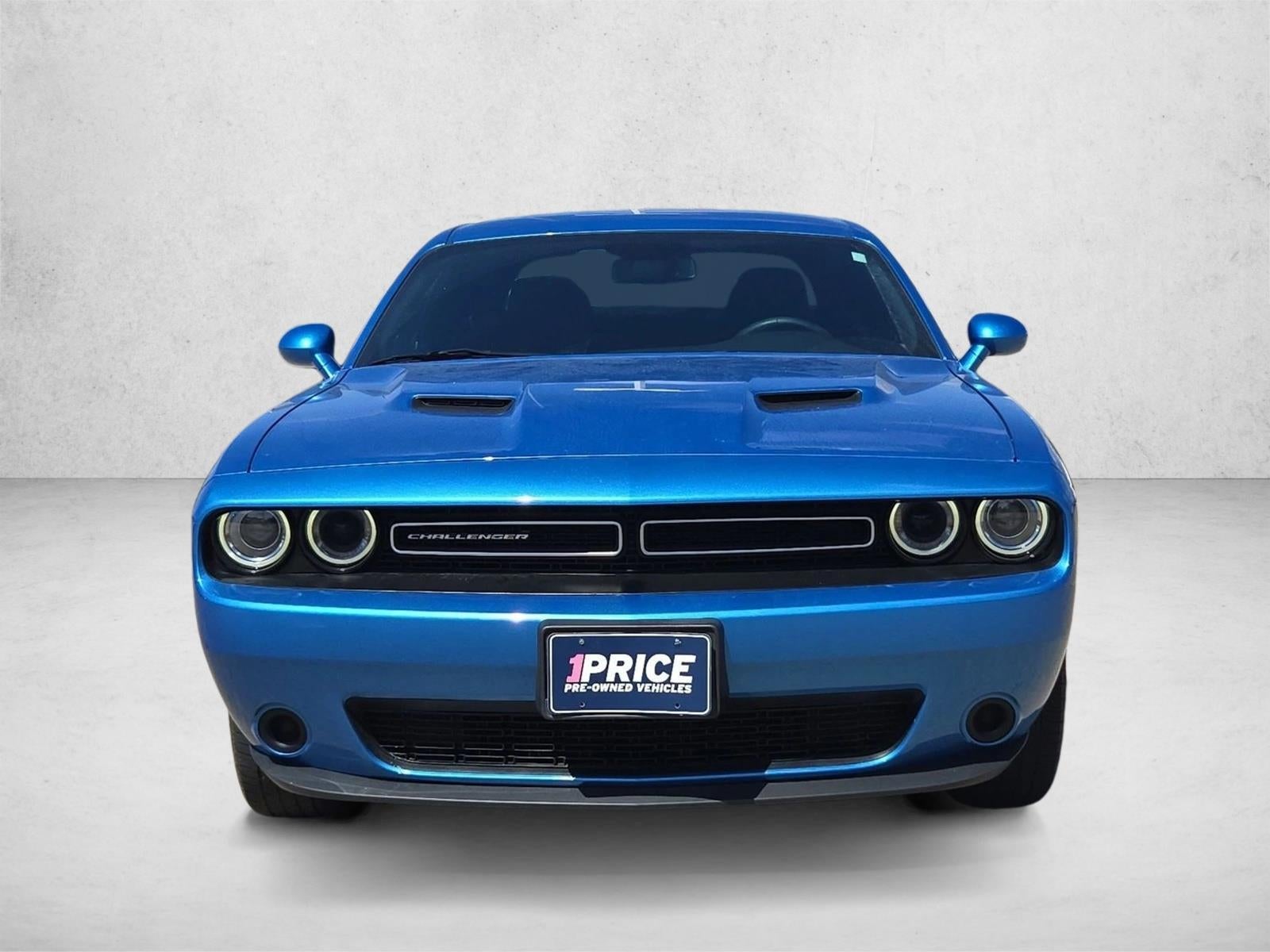 2023 Dodge Challenger SXT RWD