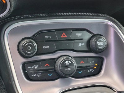 2019 Dodge Challenger SXT RWD