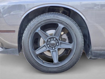 2019 Dodge Challenger SXT RWD