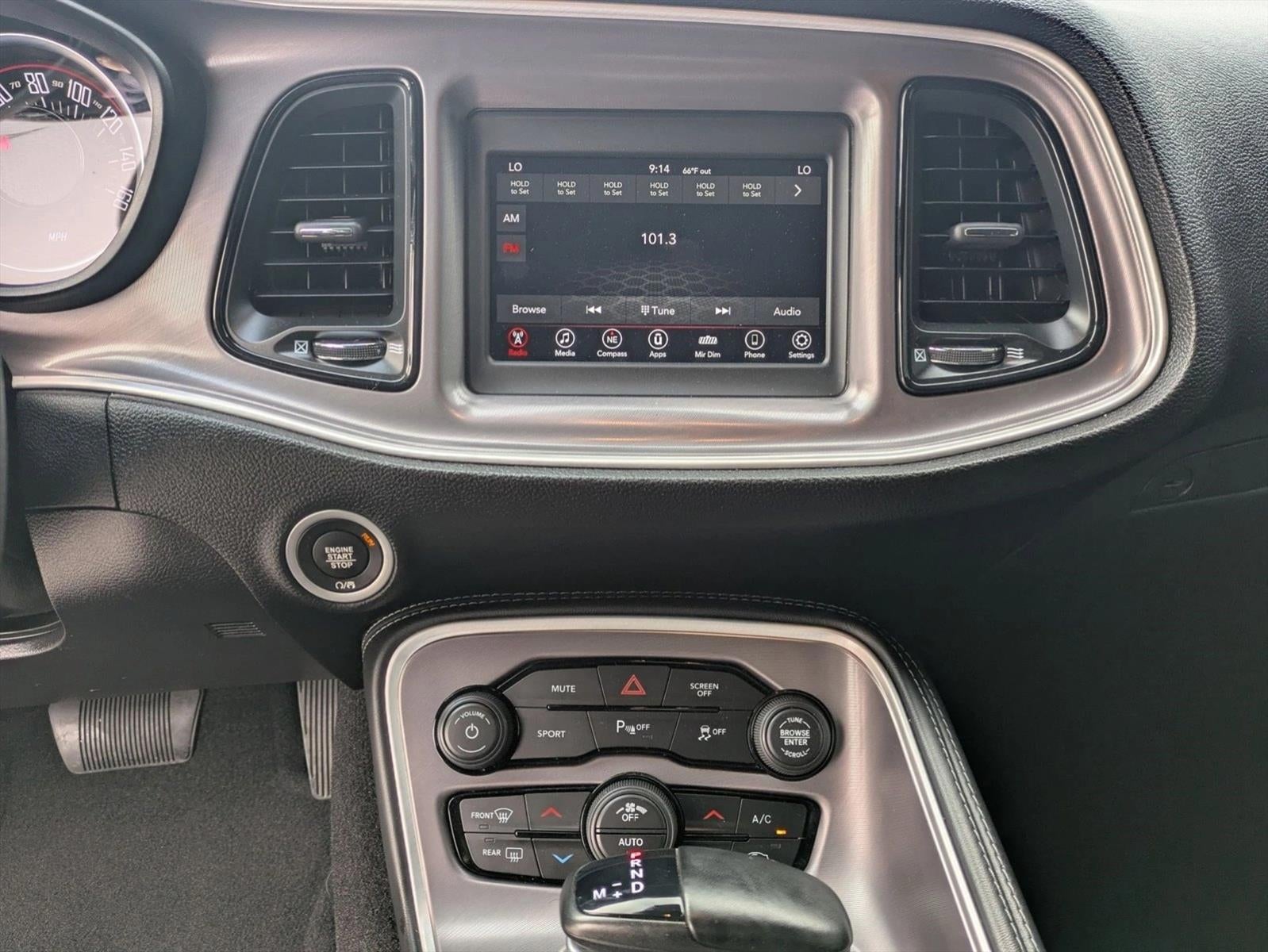 2022 Dodge Challenger R/T RWD