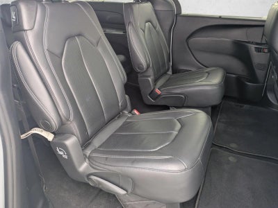 2022 Chrysler Pacifica Touring L FWD