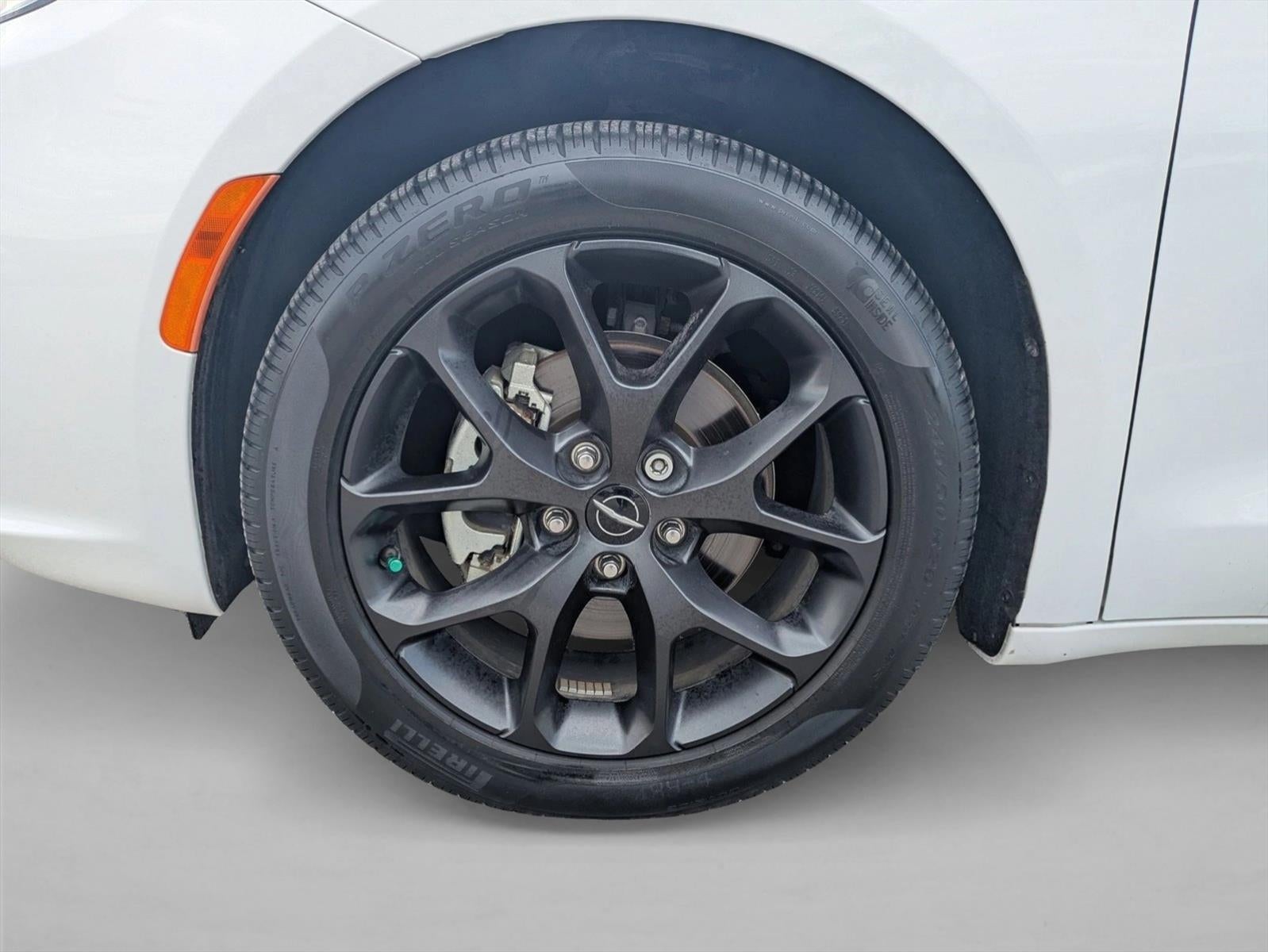 2022 Chrysler Pacifica Touring L FWD