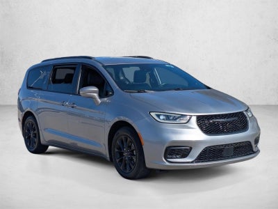 2021 Chrysler Pacifica Touring L FWD