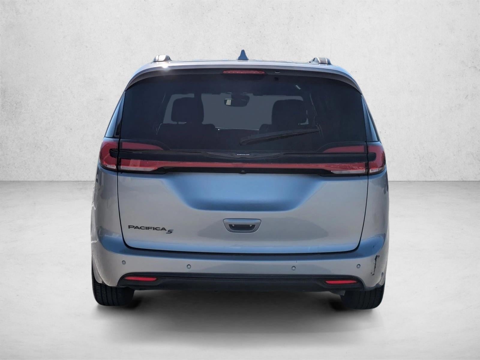 2021 Chrysler Pacifica Touring L FWD