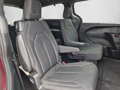 2018 Chrysler Pacifica Touring Plus FWD