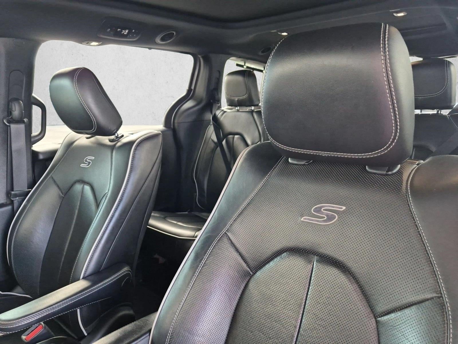 2018 Chrysler Pacifica Limited FWD