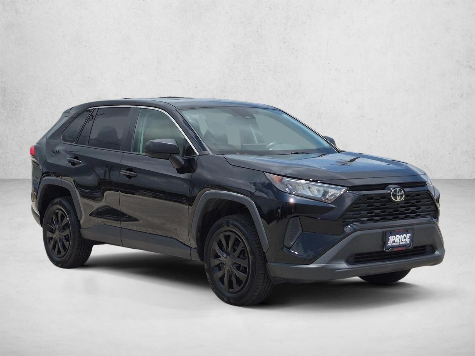 2022 Toyota RAV4 LE FWD (GS)