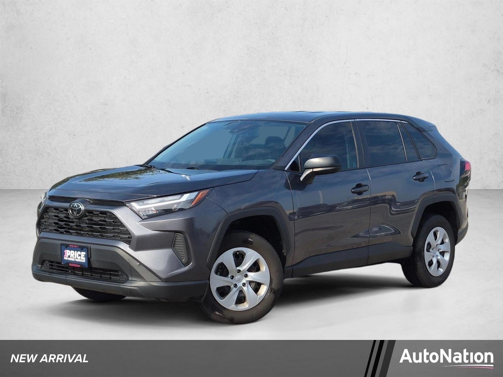 2025 Toyota RAV4 LE FWD (GS)