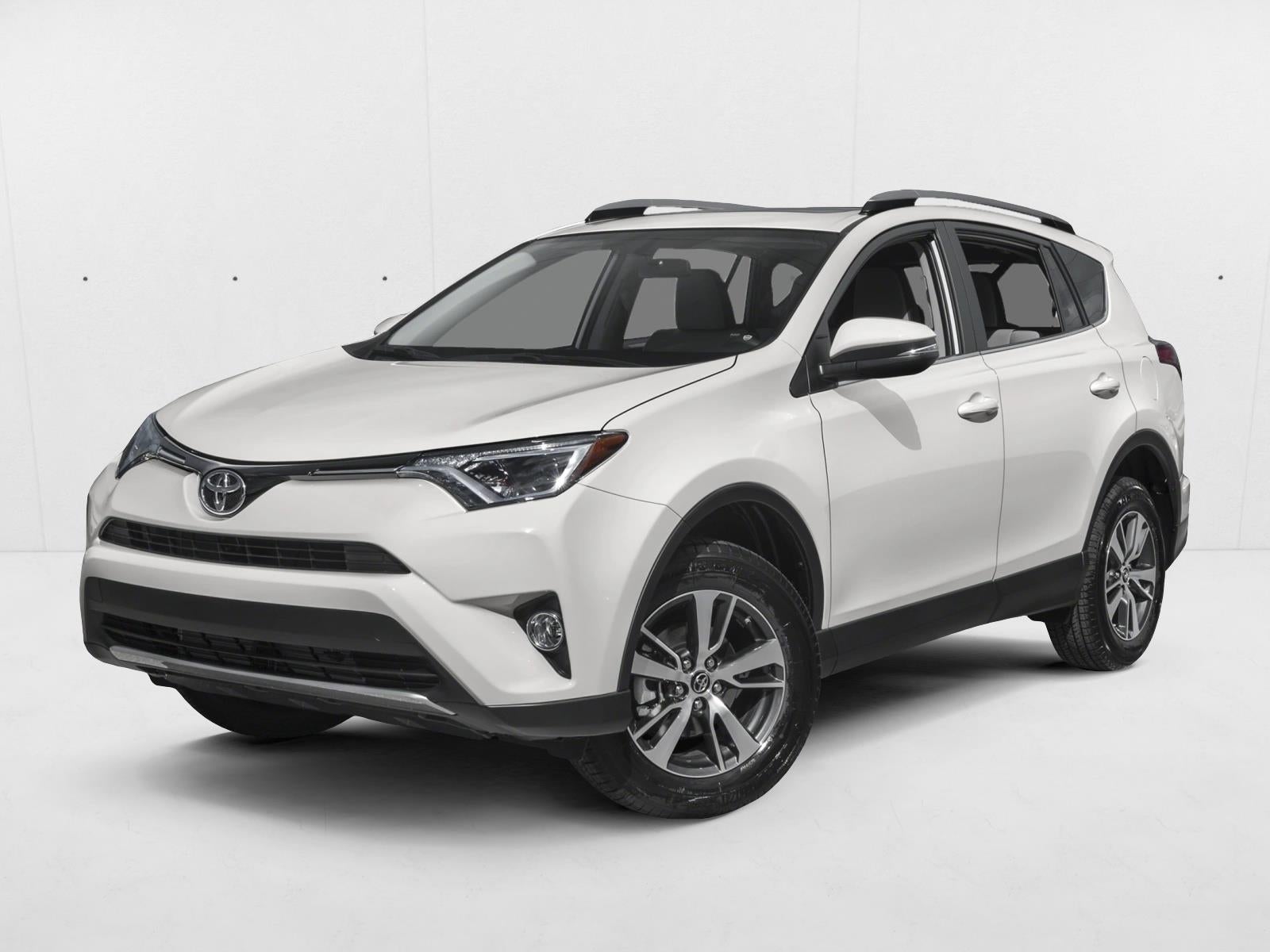 2018 Toyota RAV4 XLE FWD (GS)