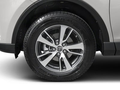 2018 Toyota RAV4 XLE FWD (GS)