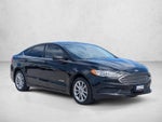 2017 Ford Fusion SE FWD