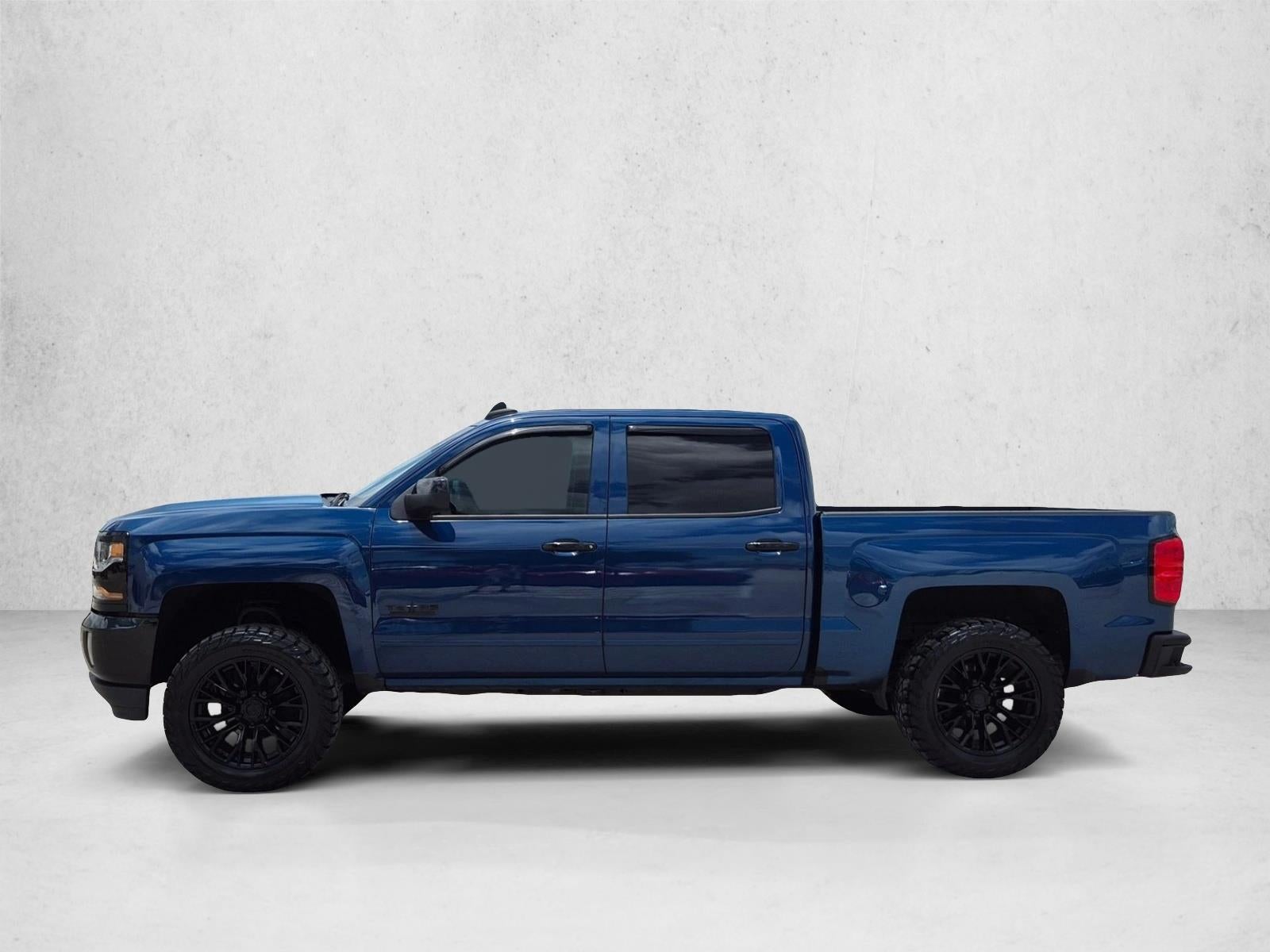 2017 Chevrolet Silverado 1500 Crew Cab Short Box 2-Wheel Drive LT
