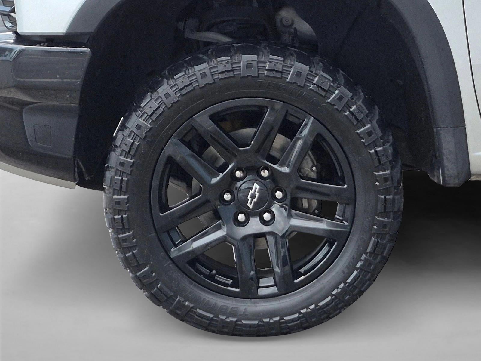 2022 Chevrolet Silverado 1500 Crew Cab Short Box 4-Wheel Drive ZR2