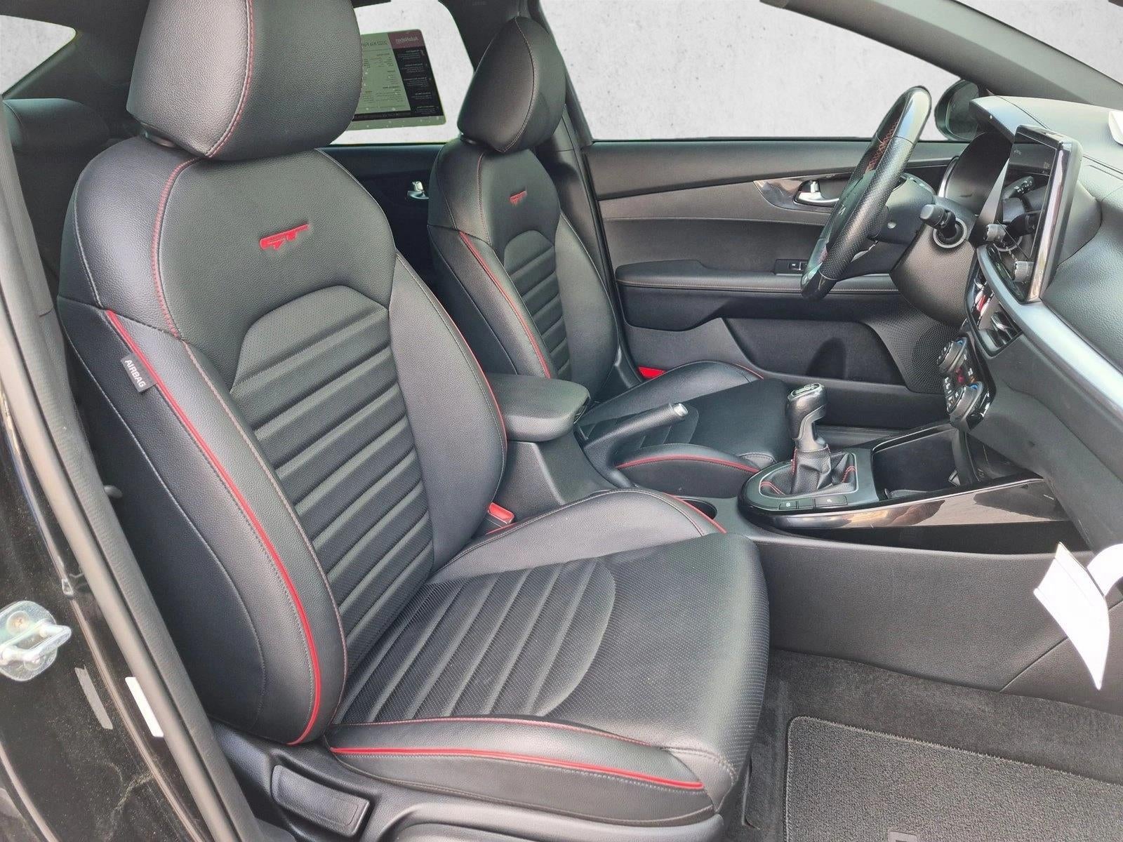 2022 Kia Forte GT Manual