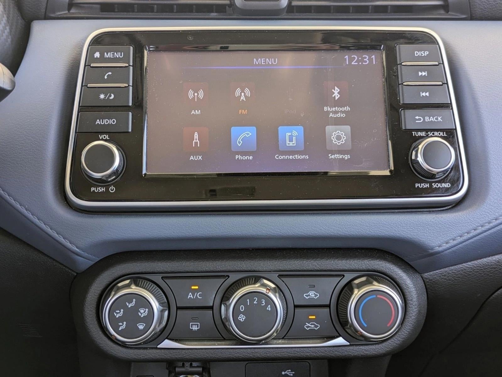 2024 Nissan Versa SV CVT