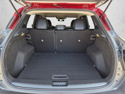 2025 Nissan Kicks SR FWD