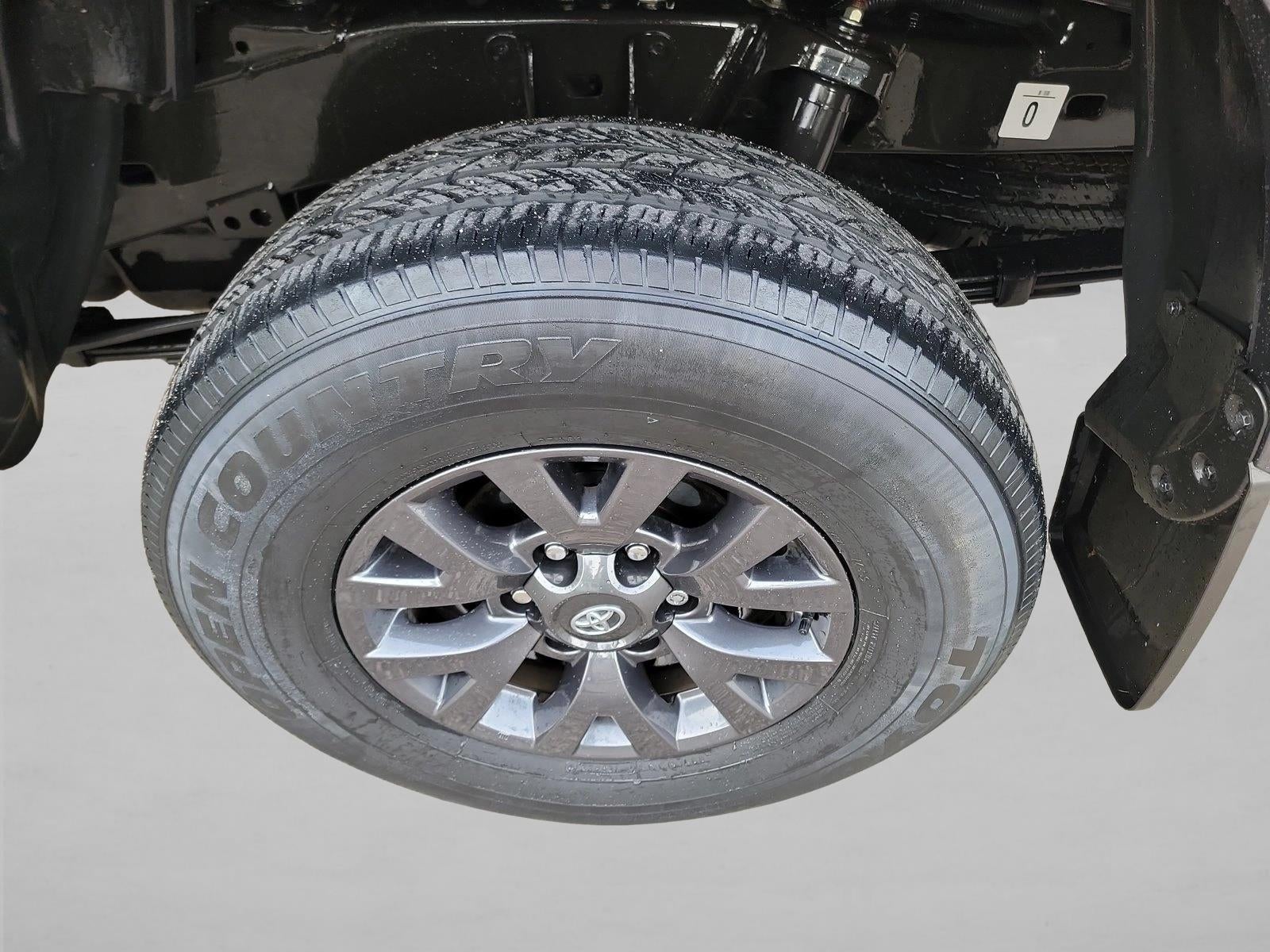 2022 Toyota Tacoma 2WD 2WD SR5 Double Cab 5' Bed V6 AT (GS)