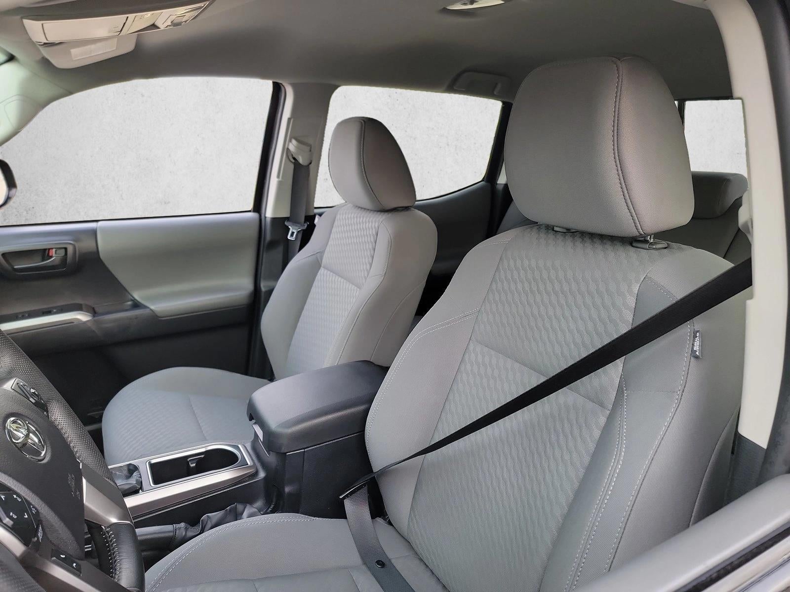 2022 Toyota Tacoma 2WD 2WD SR5 Double Cab 5' Bed V6 AT (GS)
