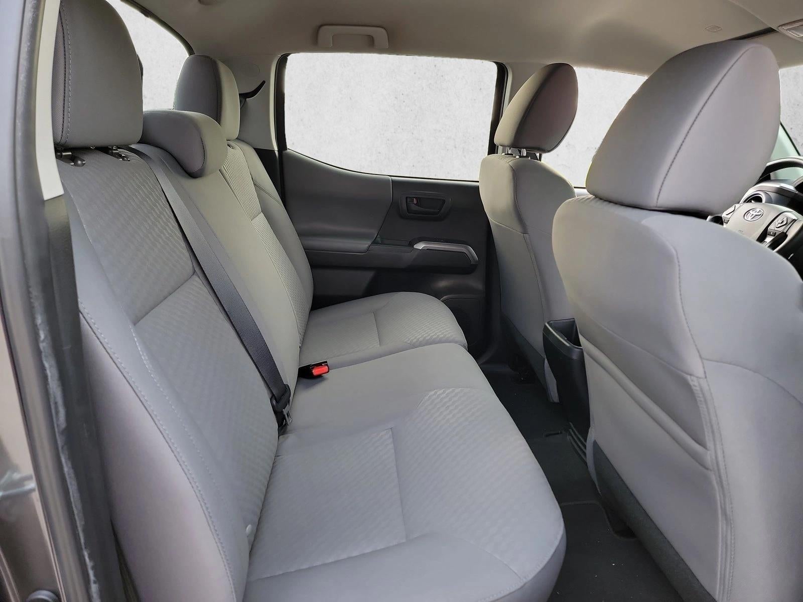 2022 Toyota Tacoma 2WD 2WD SR5 Double Cab 5' Bed V6 AT (GS)