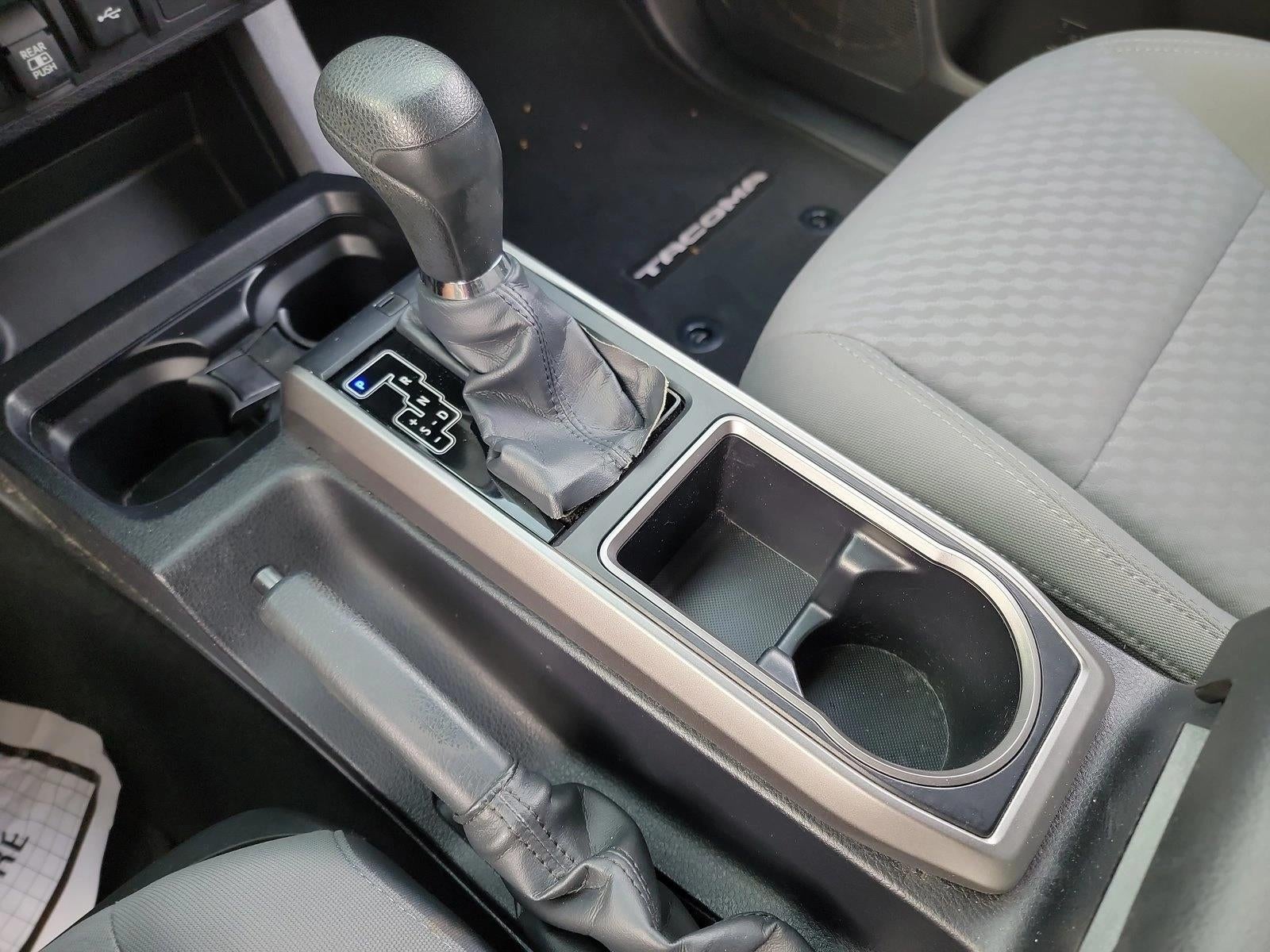 2022 Toyota Tacoma 2WD 2WD SR5 Double Cab 5' Bed V6 AT (GS)