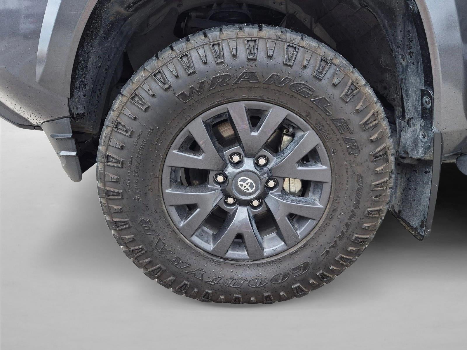2023 Toyota Tacoma 2WD 2WD SR5 Double Cab 5' Bed V6 AT (GS)