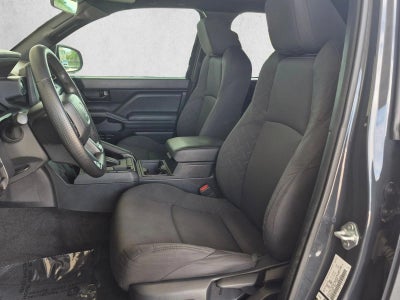 2024 Toyota Tacoma 2WD 2WD SR Double Cab 5' Bed AT (Natl)