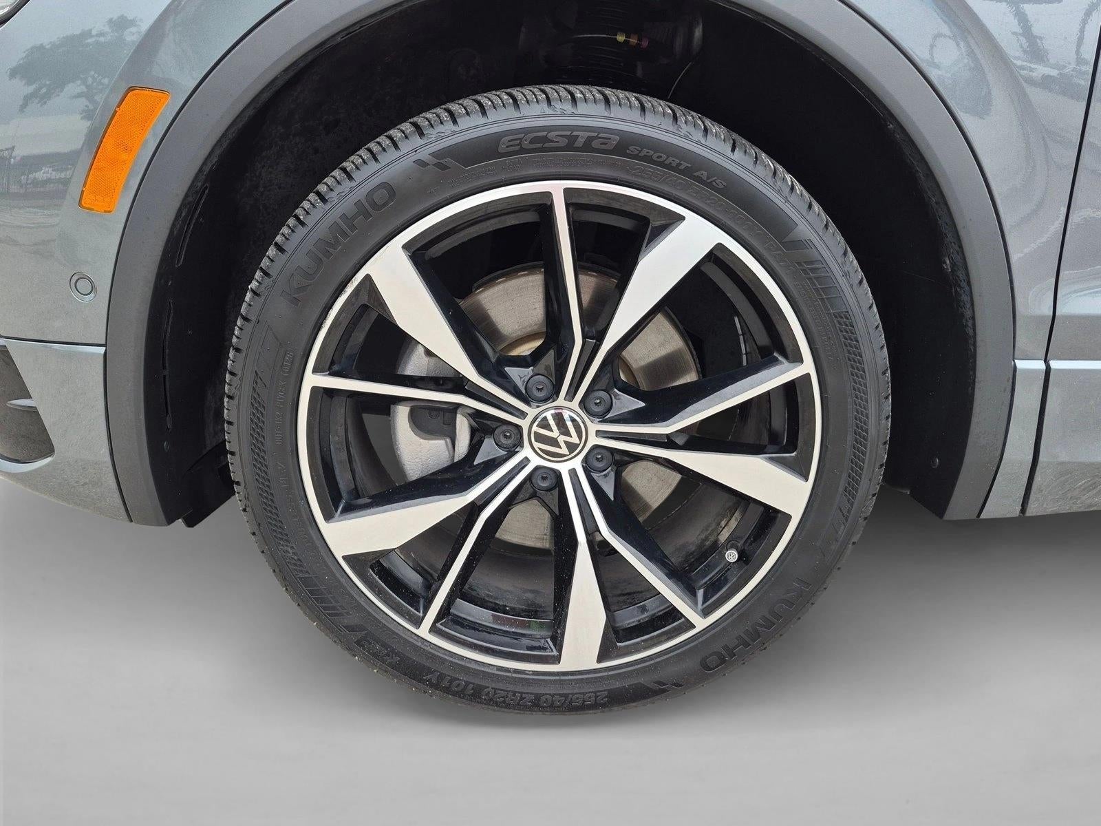 2023 Volkswagen Tiguan 2.0T SEL R-Line 4MOTION