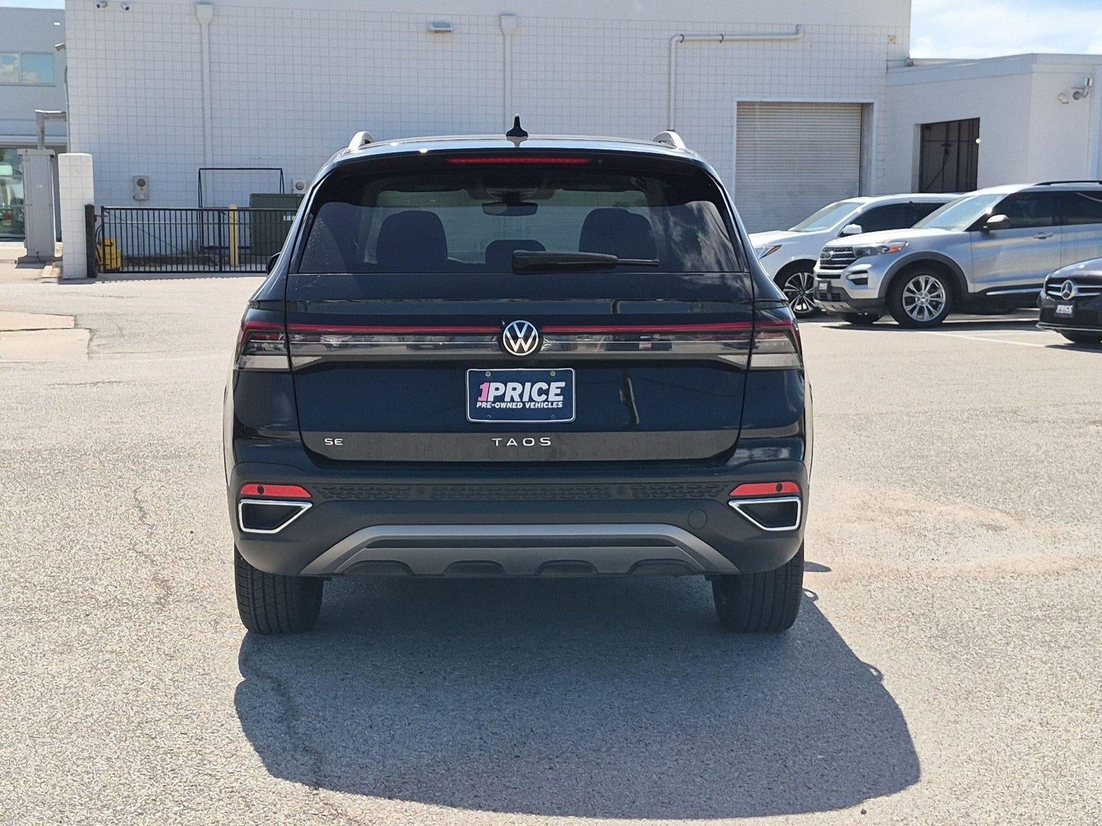 2025 Volkswagen Taos SE FWD