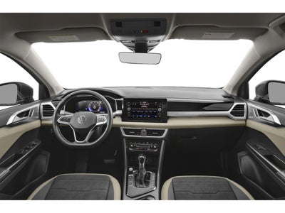 2025 Volkswagen Taos SE FWD