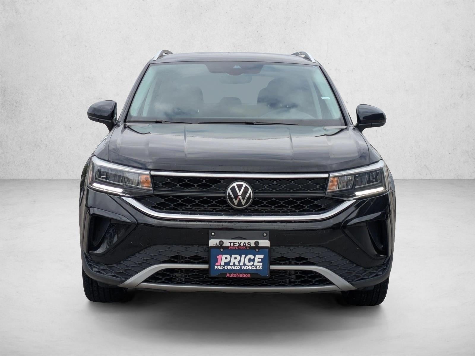 2024 Volkswagen Taos SE FWD