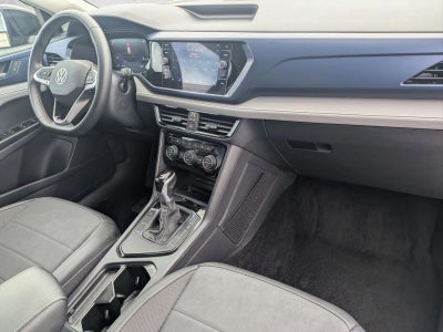 2024 Volkswagen Taos SE FWD