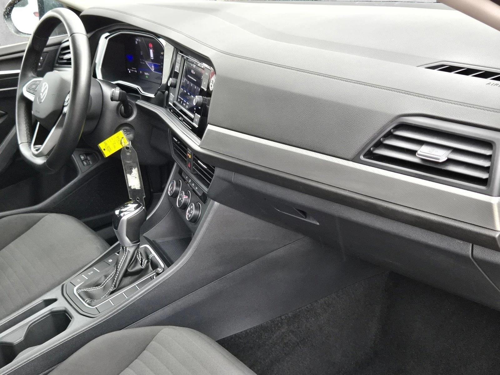 2024 Volkswagen Jetta S Auto