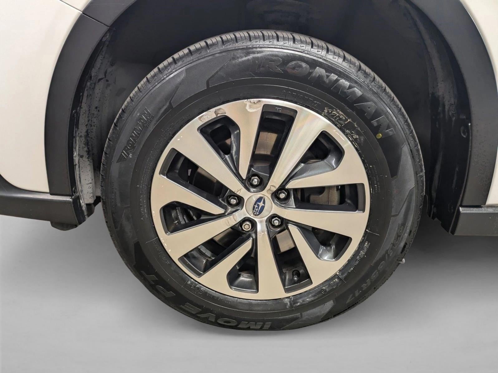 2022 Subaru Outback Premium CVT