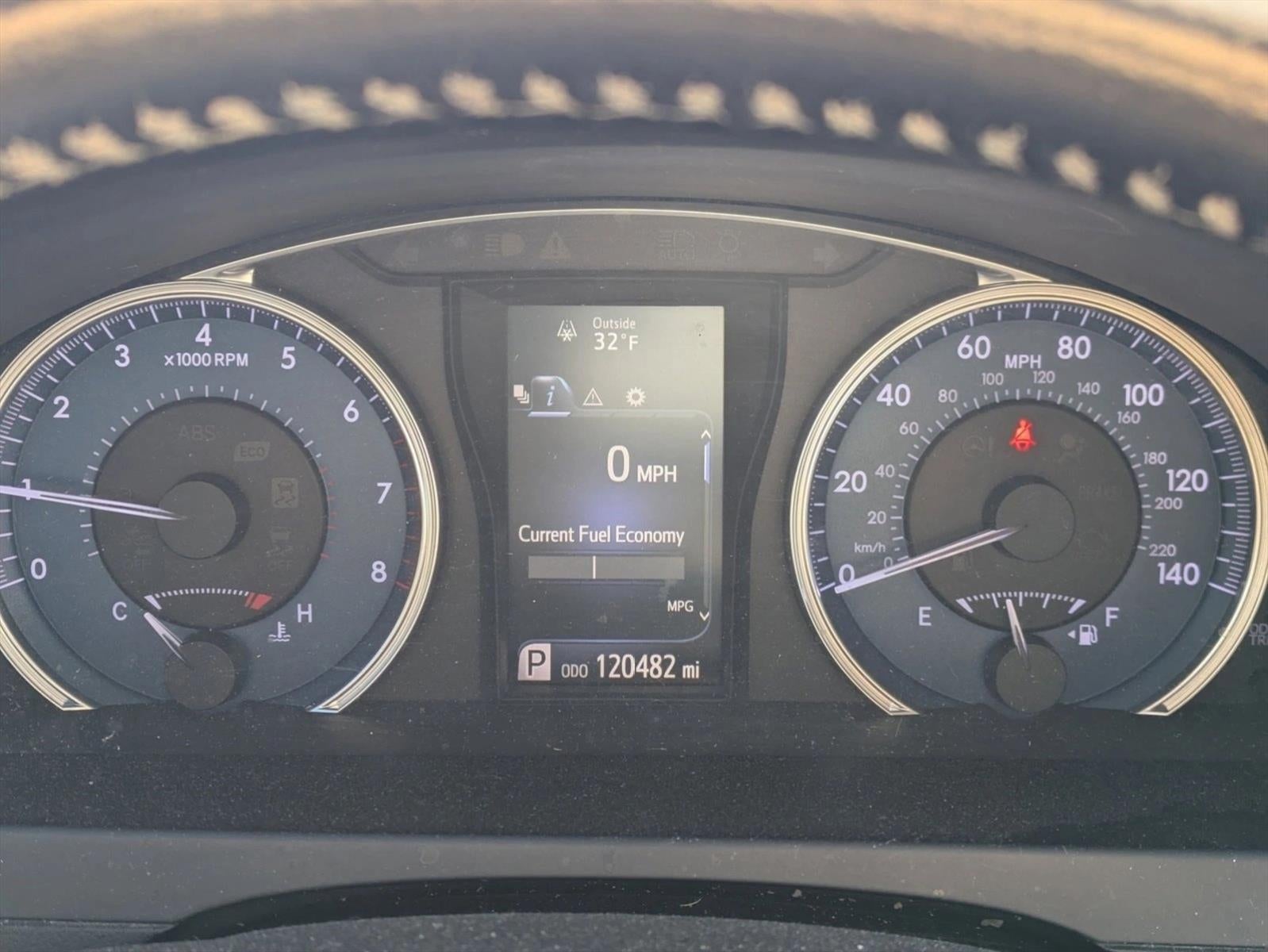 2016 Toyota Camry 4dr Sdn I4 Auto XLE (SE)