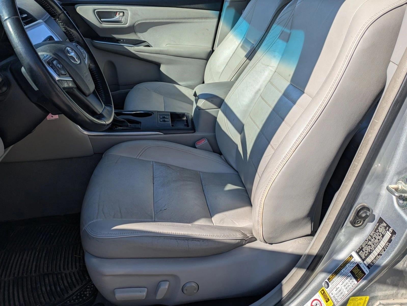 2016 Toyota Camry 4dr Sdn I4 Auto XLE (SE)