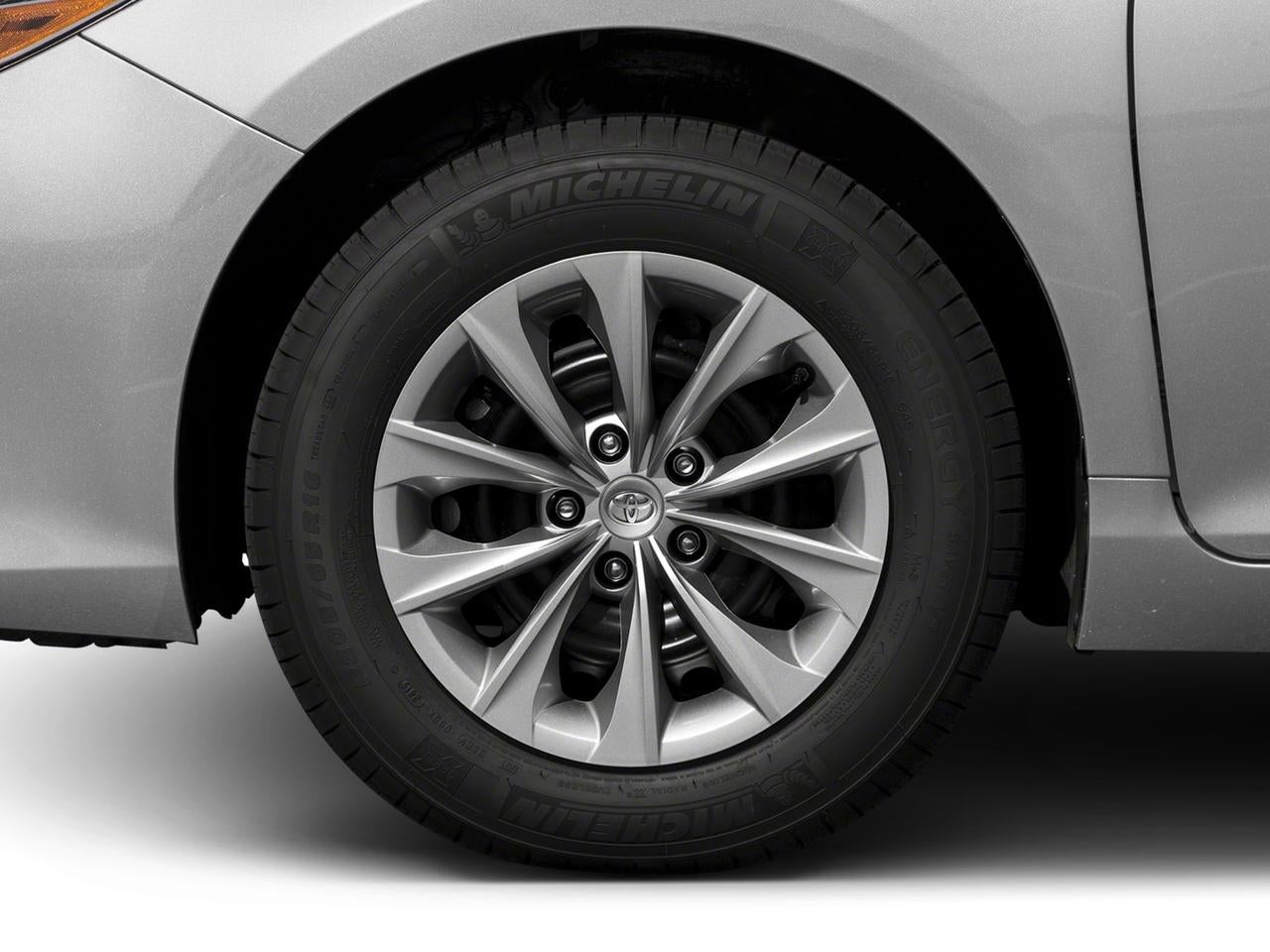 2016 Toyota Camry 4dr Sdn I4 Auto XLE (SE)