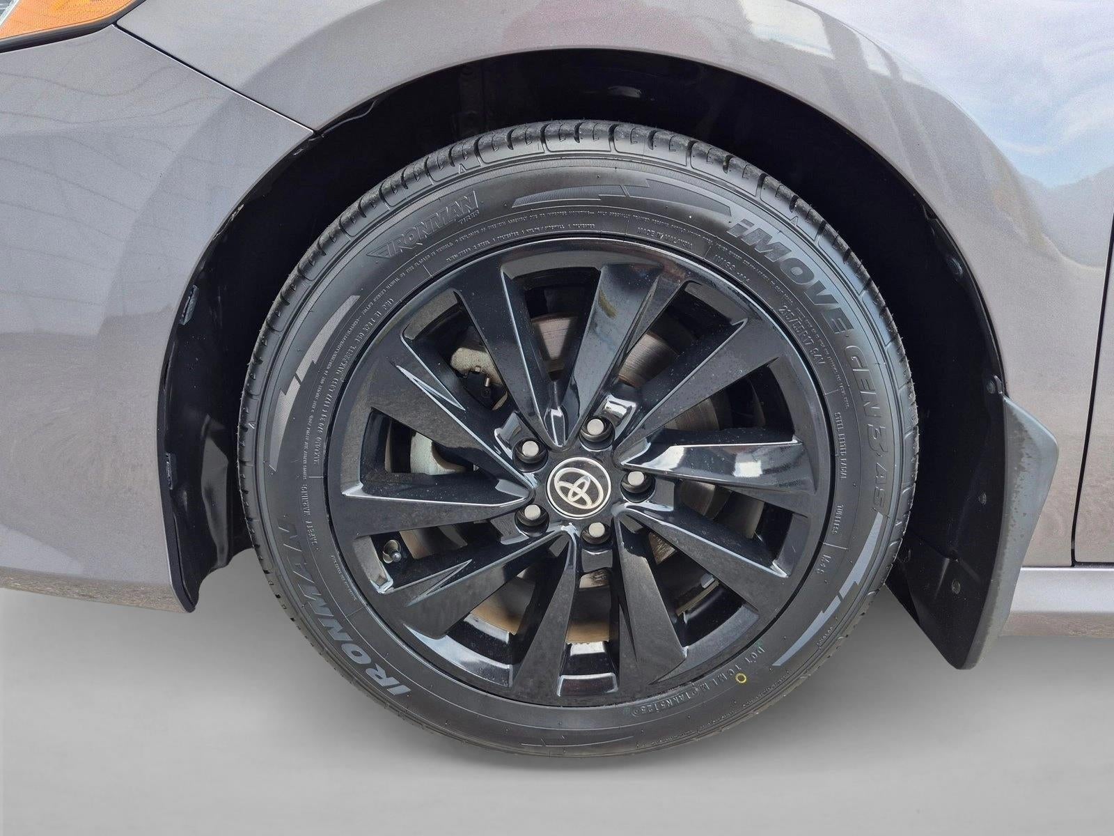 2023 Toyota Camry LE Auto (SE)