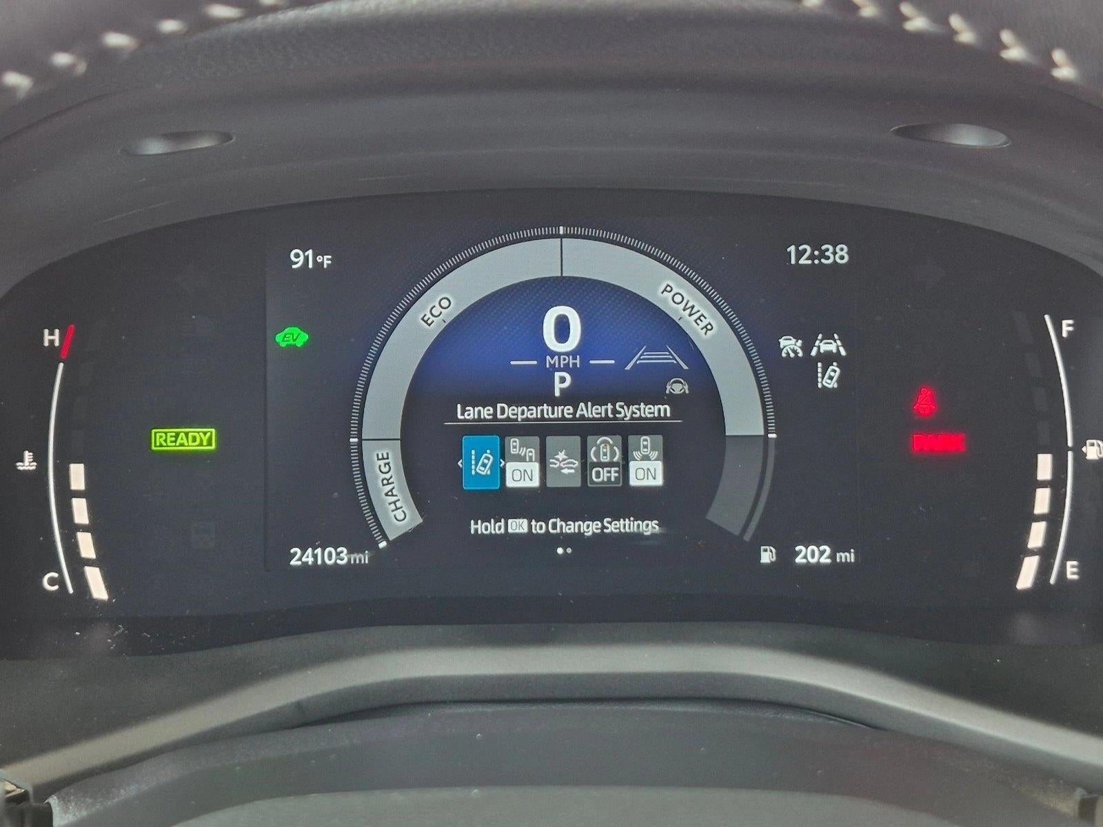 2025 Toyota Camry SE (Natl)
