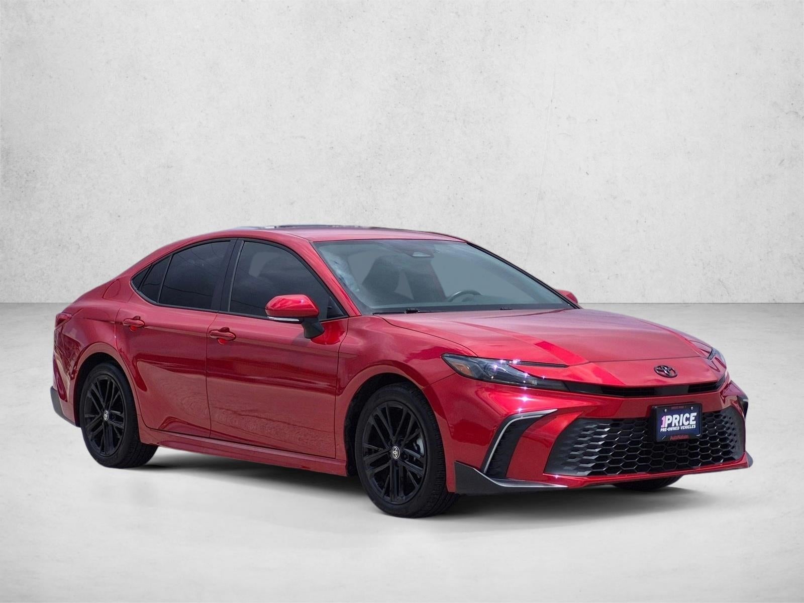 2025 Toyota Camry SE (Natl)