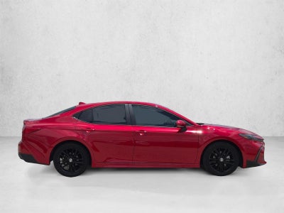 2025 Toyota Camry SE (Natl)