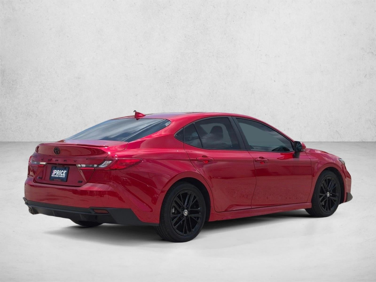 2025 Toyota Camry SE (Natl)