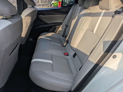 2025 Toyota Camry SE (SE)